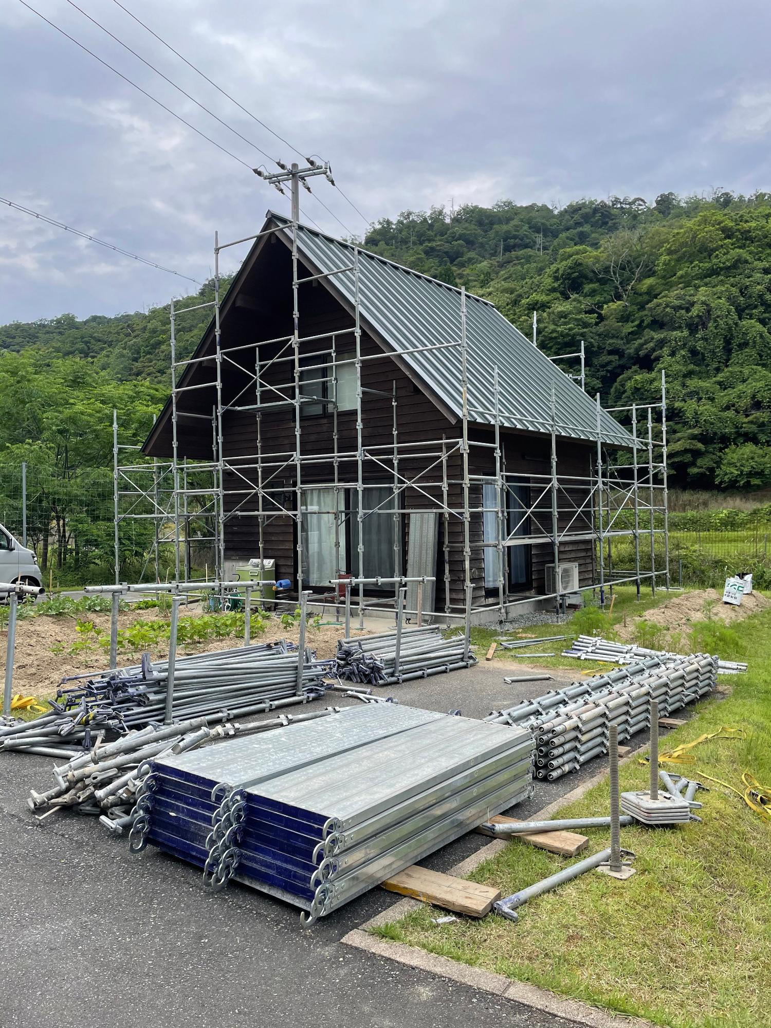 外装工事の様子