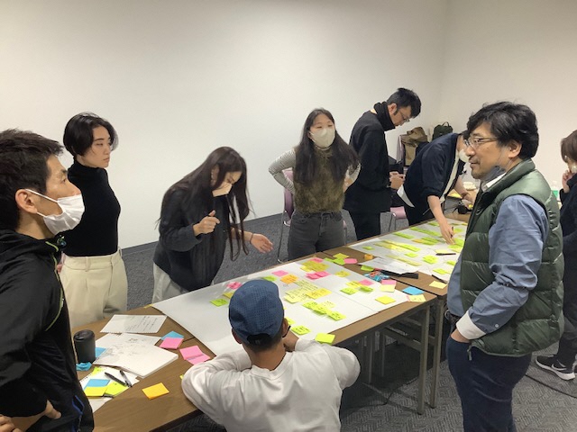 アクティブワーキング グループワークの様子