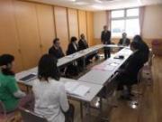 峰山こども園にて教育委員会とこども園職員との懇話の様子の写真