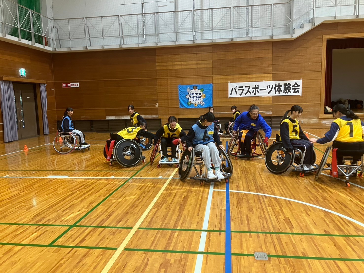 車いす鬼ごっこの様子