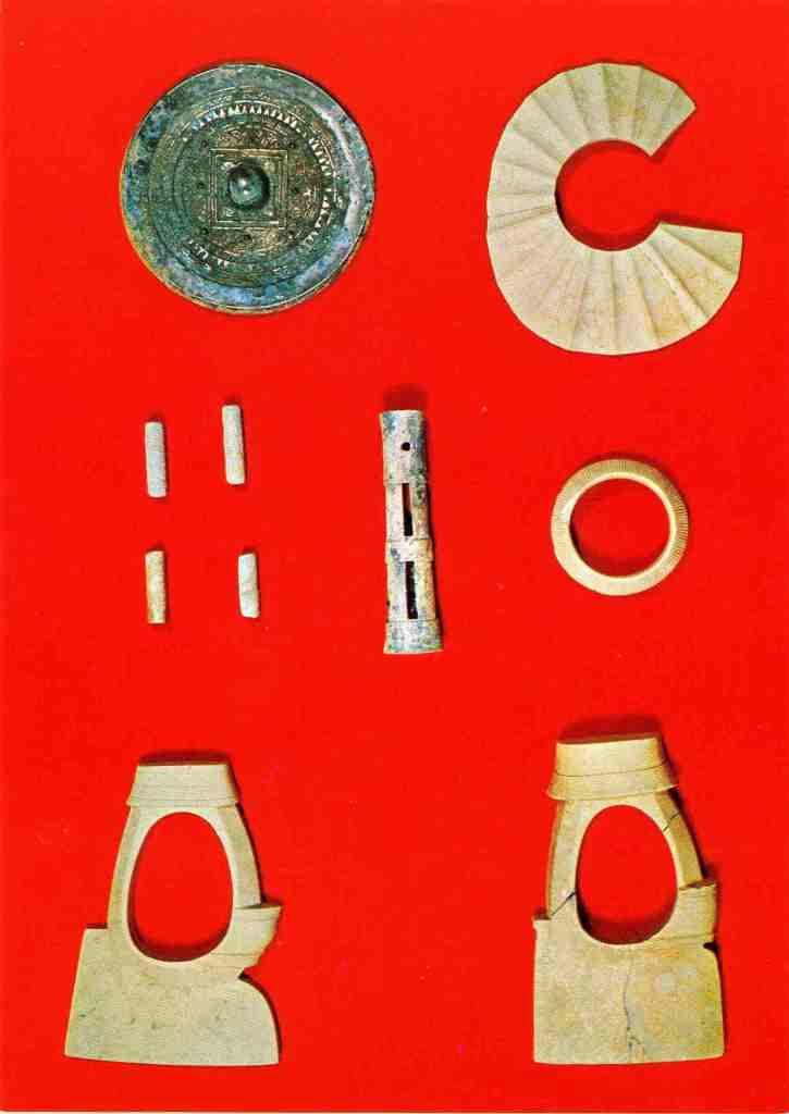 カジヤ古墳出土品の写真