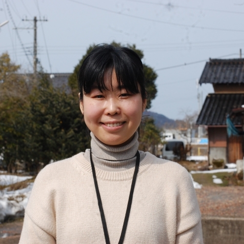 羽尻 晶 (はじり あき)